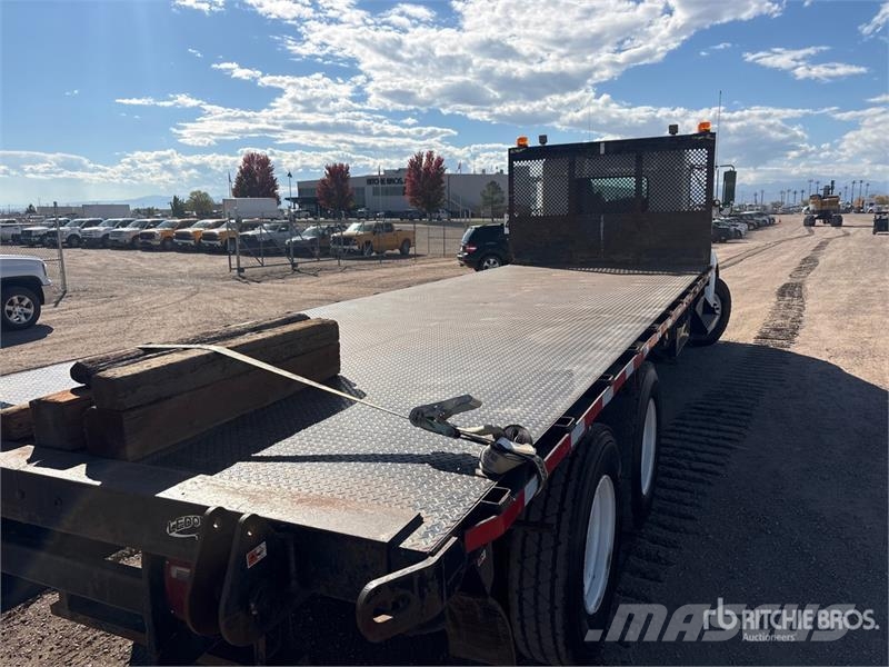 Kenworth T370 Flatbed / Dropside trucks