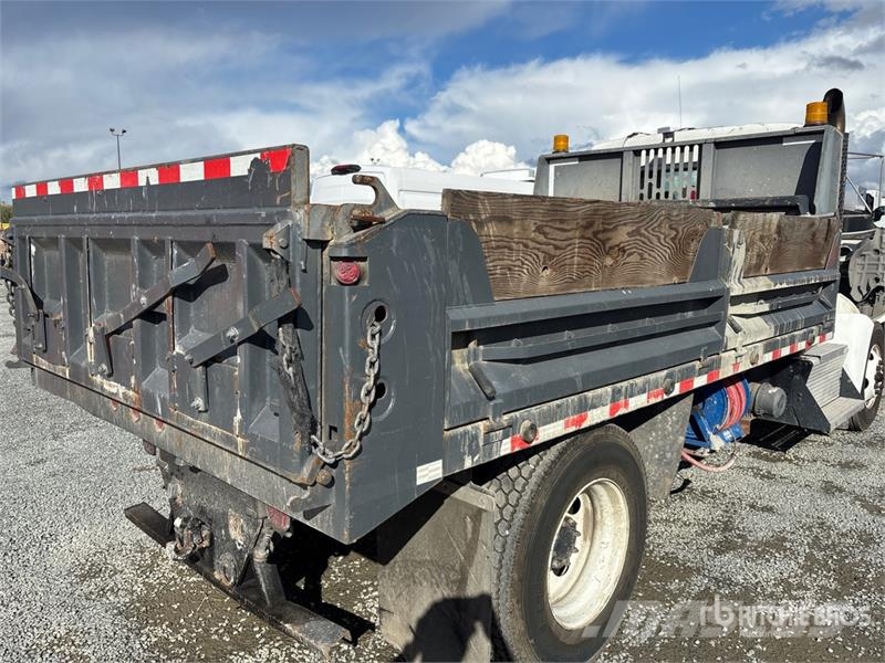 Kenworth T370 4x2 S/A Dump Truck Pašizgāzējs