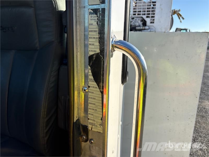 Kenworth T370 4x2 Service Truck Pilsētas atkritumvedēji