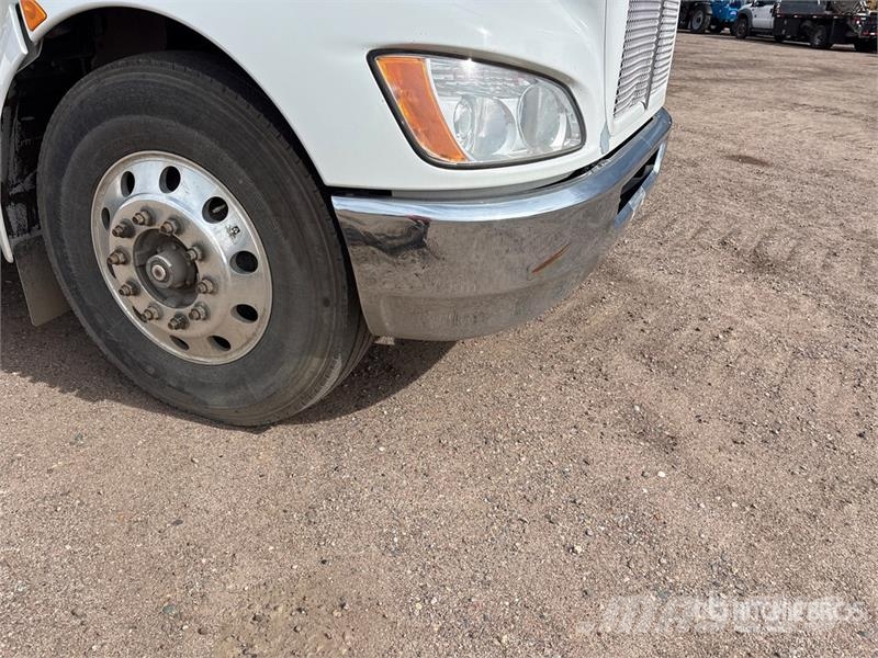 Kenworth T370 4x2 Service Truck Közúti karbantartó haszongépek