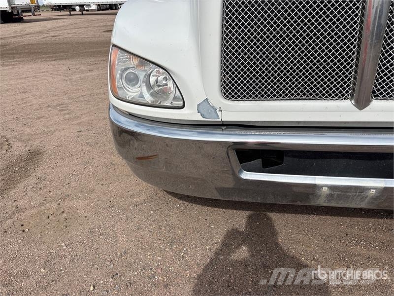 Kenworth T370 4x2 Service Truck Közúti karbantartó haszongépek