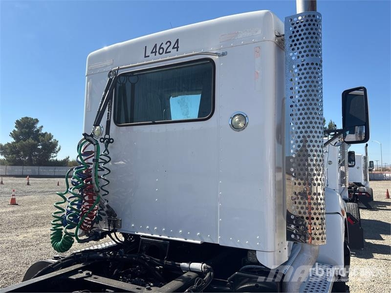 Kenworth T400 Vlačilci
