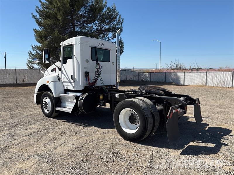 Kenworth T400 Vlačilci