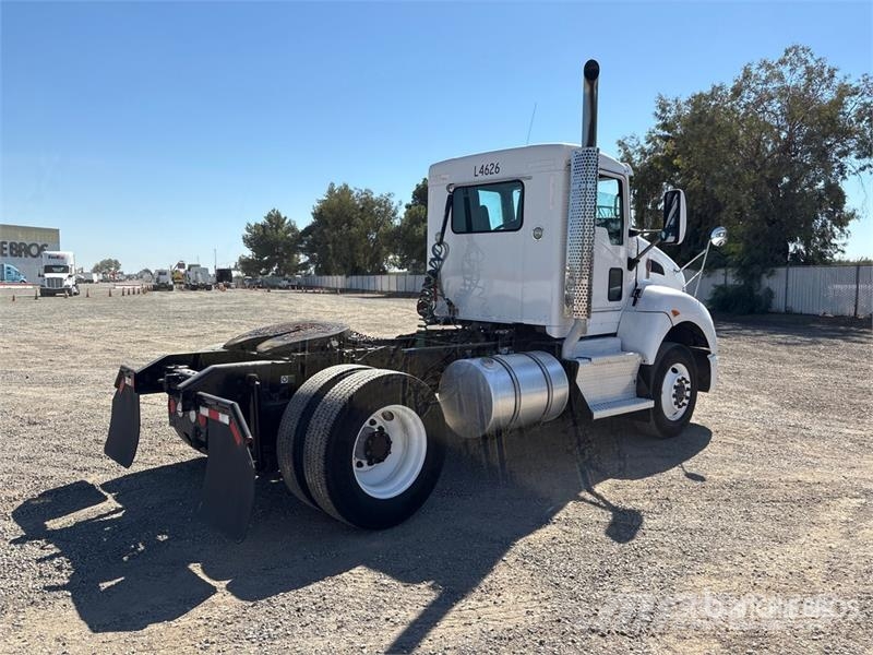 Kenworth T400 Vlačilci