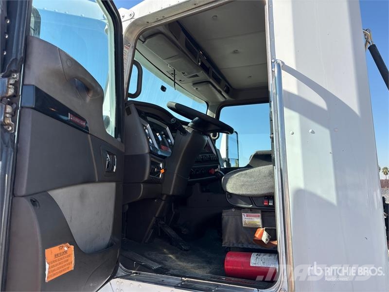 Kenworth T400 Vlačilci