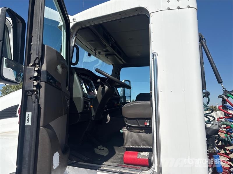 Kenworth T400 Vlačilci