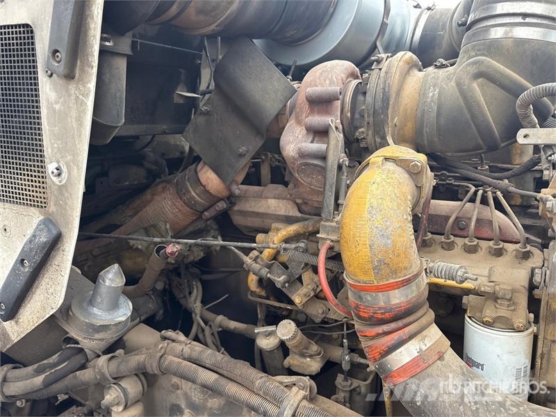 Kenworth T450B T/A Dump Truck Camiones bañeras basculantes o volquetes