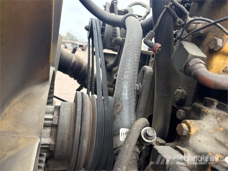 Kenworth T450B T/A Dump Truck Camiones bañeras basculantes o volquetes