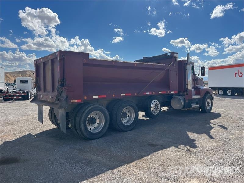 Kenworth T600 Pašizgāzējs