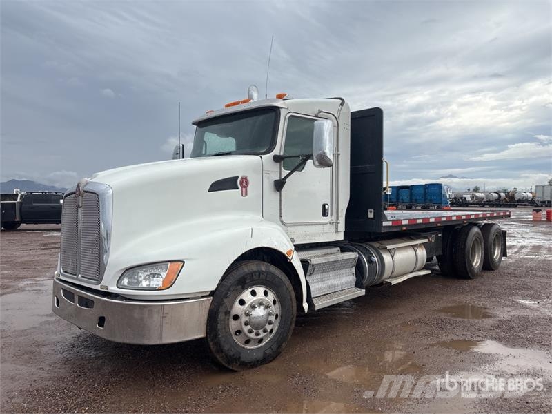 Kenworth T660 Platformos/ Pakrovimas iš šono