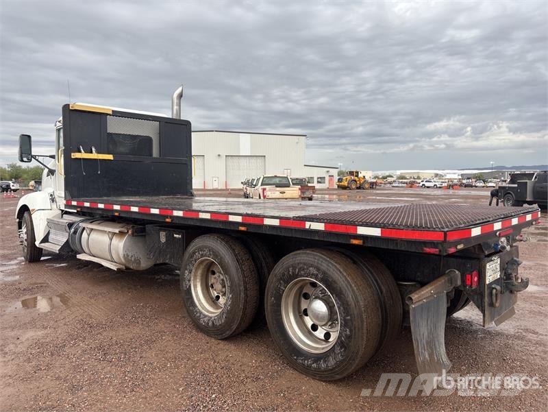 Kenworth T660 Platformos/ Pakrovimas iš šono