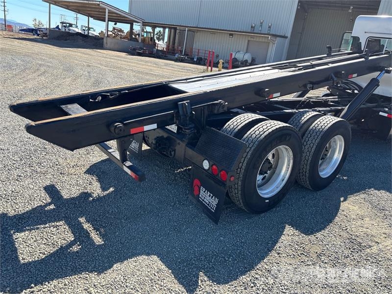 Kenworth T660 6x4 Roll-Off Truck Kravas automašinas konteineru vedeji