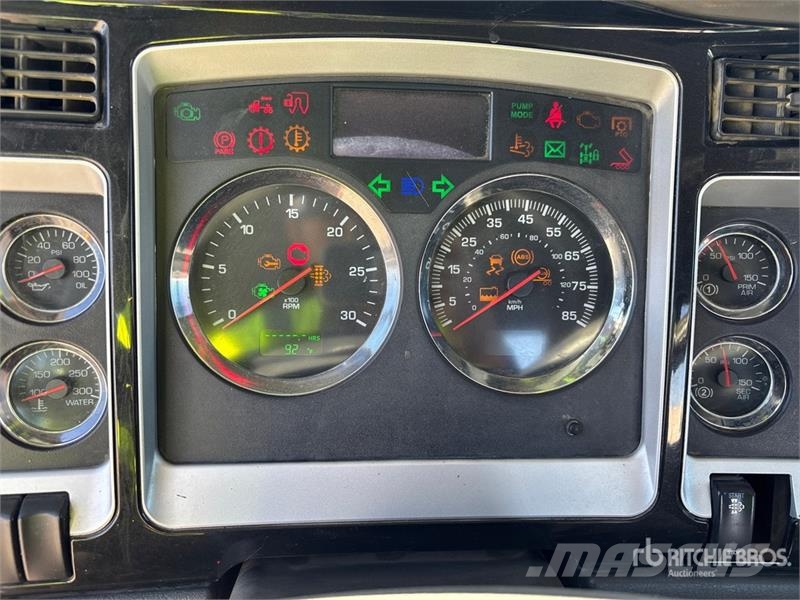 Kenworth T660 6x4 Roll-Off Truck Kravas automašinas konteineru vedeji
