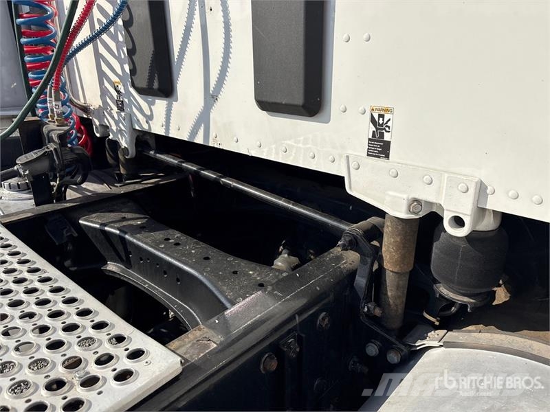 Kenworth T680 트랙터 유닛
