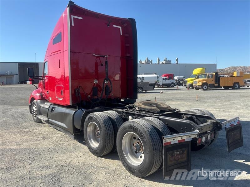 Kenworth T680 Tractor Units