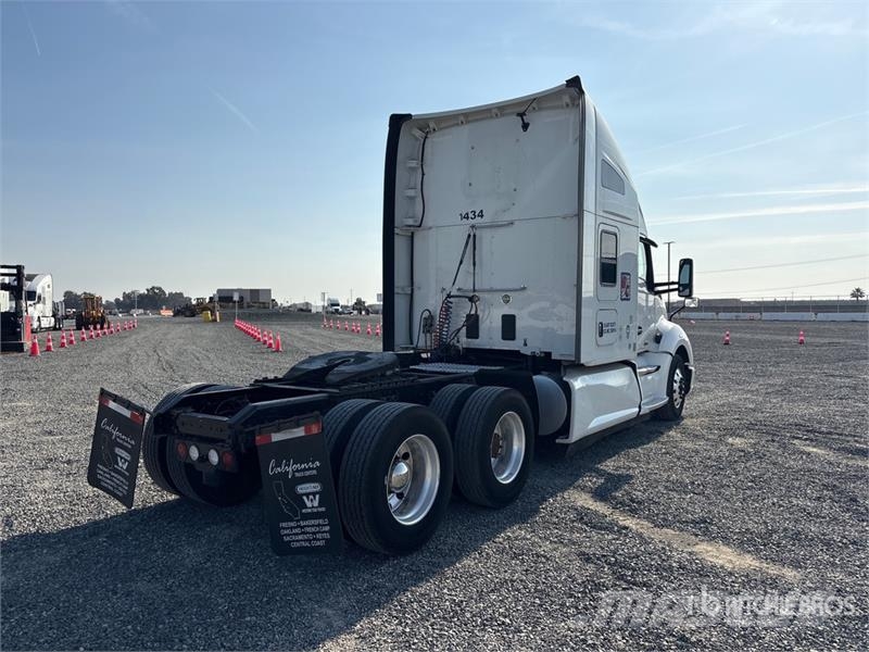 Kenworth T680 트랙터 유닛