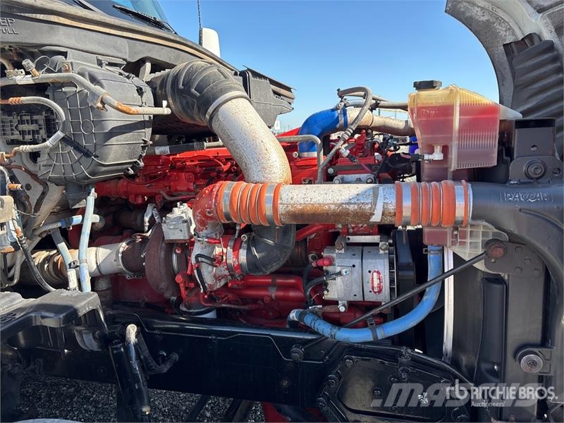 Kenworth T680 Vetopöytäautot
