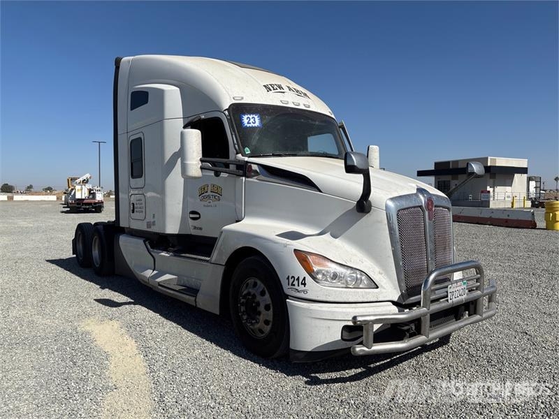 Kenworth T680 Sattelzugmaschinen