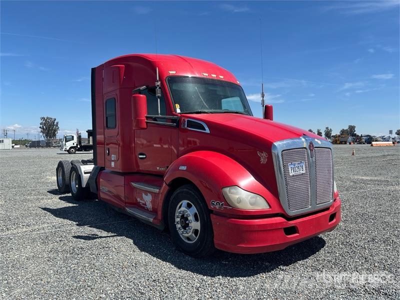 Kenworth T680 Vlačilci