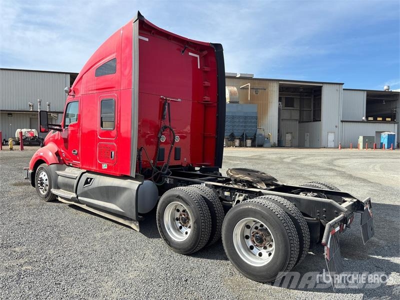 Kenworth T680 Vetopöytäautot
