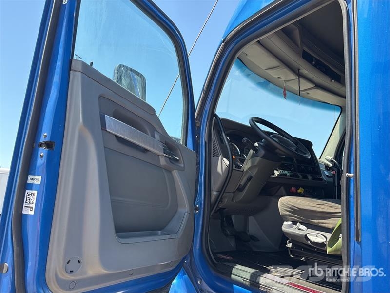 Kenworth T680 Vetopöytäautot