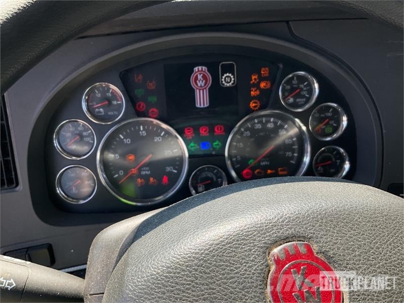 Kenworth T680 Prime Movers