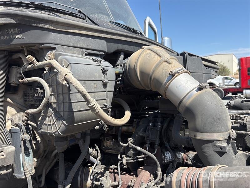 Kenworth T680 Autotractoare