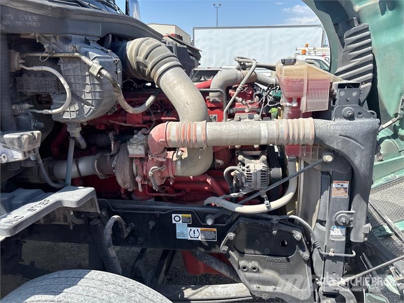 Kenworth T680 Autotractoare