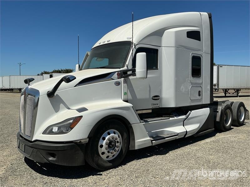 Kenworth T680 Prime Movers