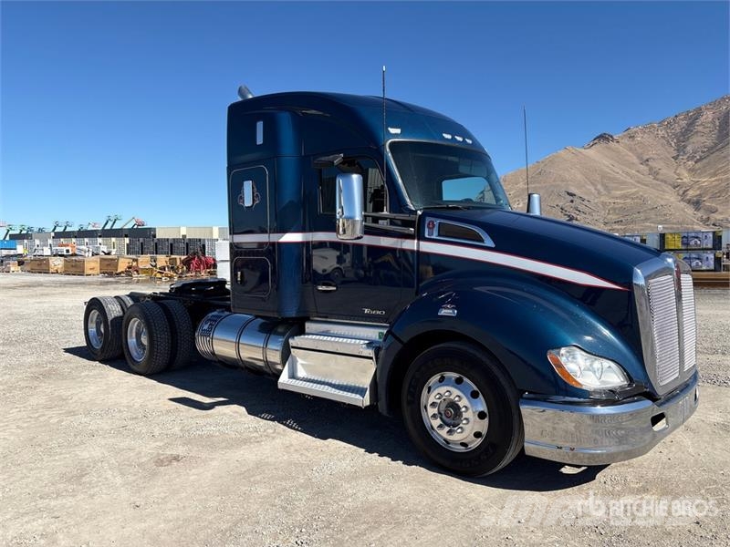 Kenworth T680 Traktorske jedinice