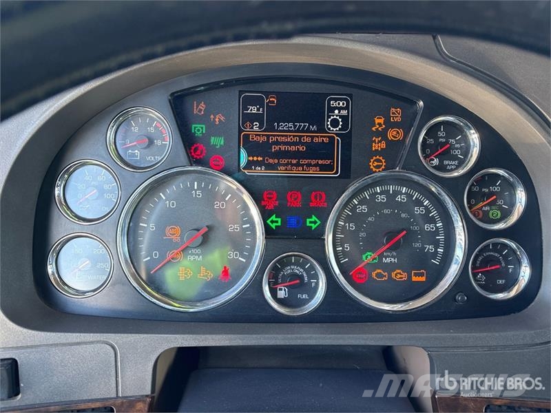 Kenworth T680 Vilcēji