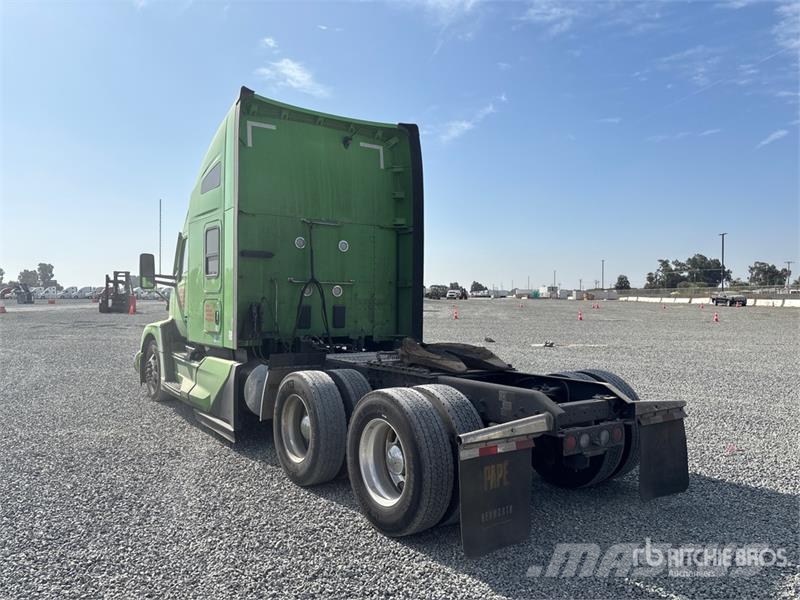 Kenworth T680 Sattelzugmaschinen