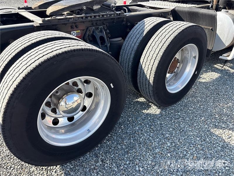 Kenworth T680 트랙터 유닛