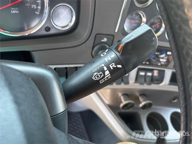 Kenworth T680 Tractor Units