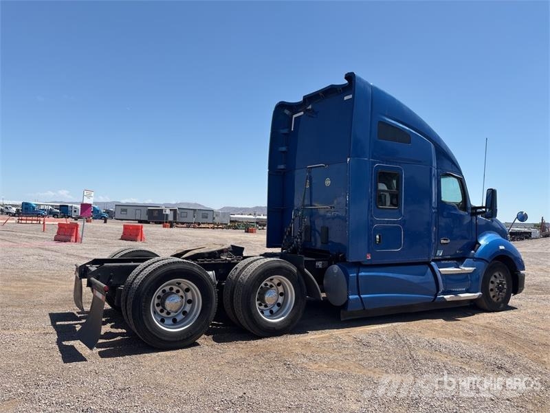 Kenworth T680 Vetopöytäautot