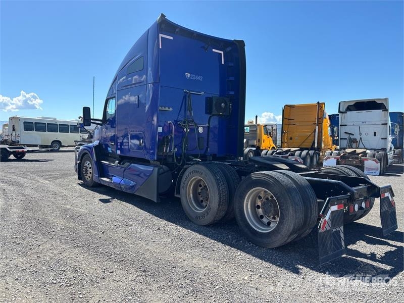 Kenworth T680 Τράκτορες