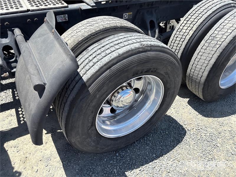 Kenworth T680 Tractor Units