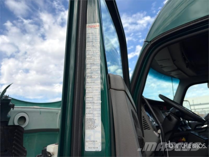 Kenworth T680 Cavalos mecânicos