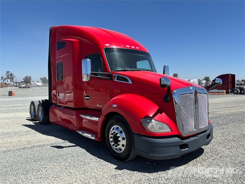 Kenworth T680 Vlačilci