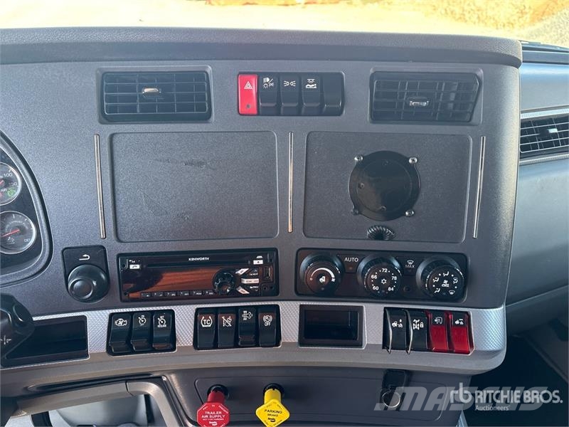 Kenworth T680 Tractor Units