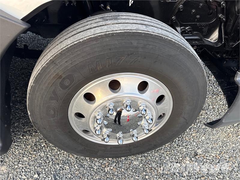 Kenworth T680 Motrici e Trattori Stradali