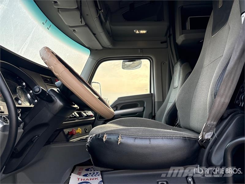 Kenworth T680 Motrici e Trattori Stradali