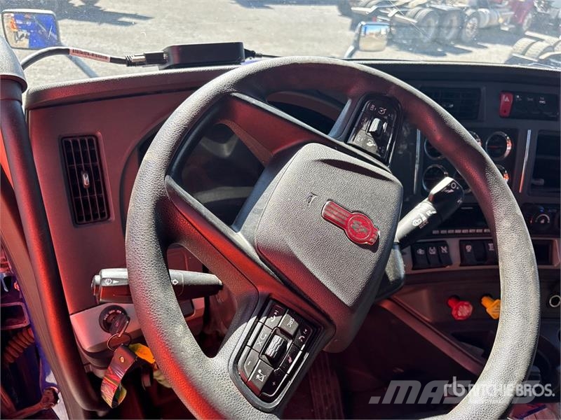 Kenworth T680 Τράκτορες