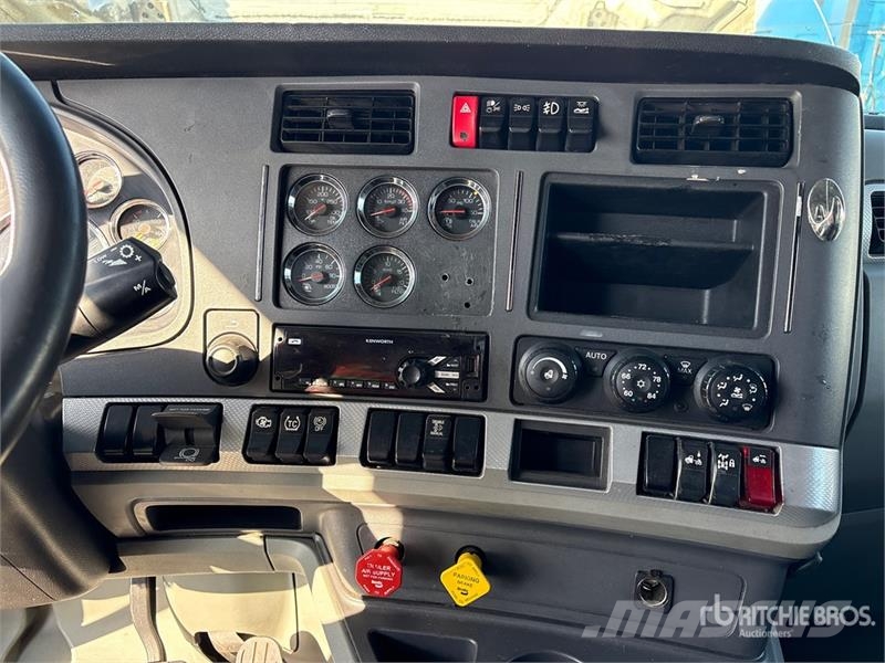 Kenworth T680 트랙터 유닛