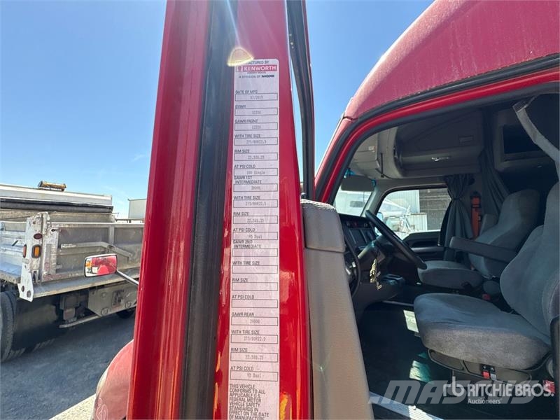 Kenworth T680 Tractor Units