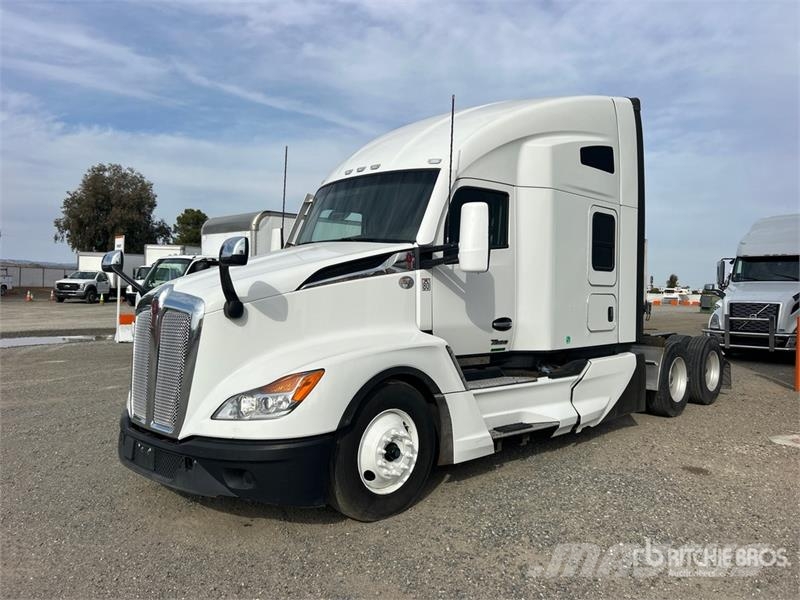 Kenworth T680 Prime Movers