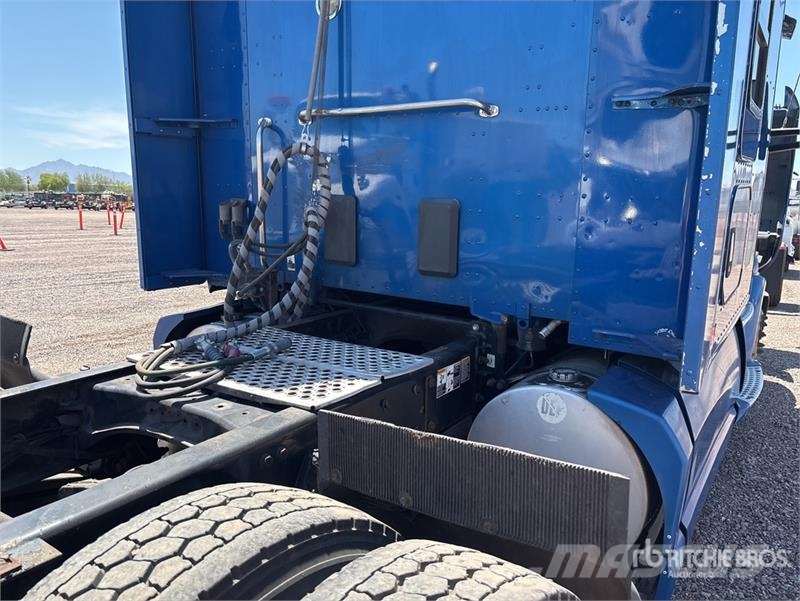 Kenworth T680 Vetopöytäautot