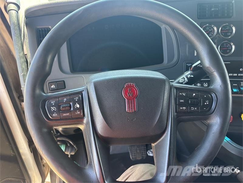 Kenworth T680 Prime Movers