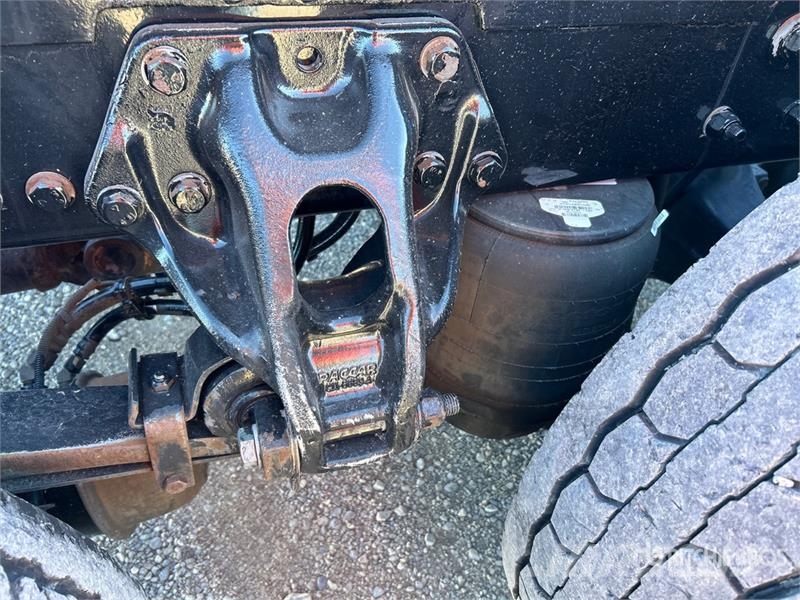 Kenworth T680 Tractor Units