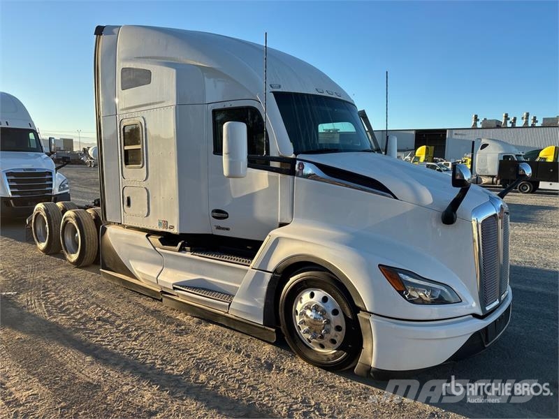 Kenworth T680 Prime Movers